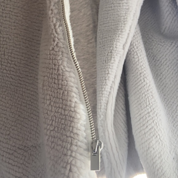 Express Women’s Moto Zip Up Jacket NWT - Picture 3 of 7